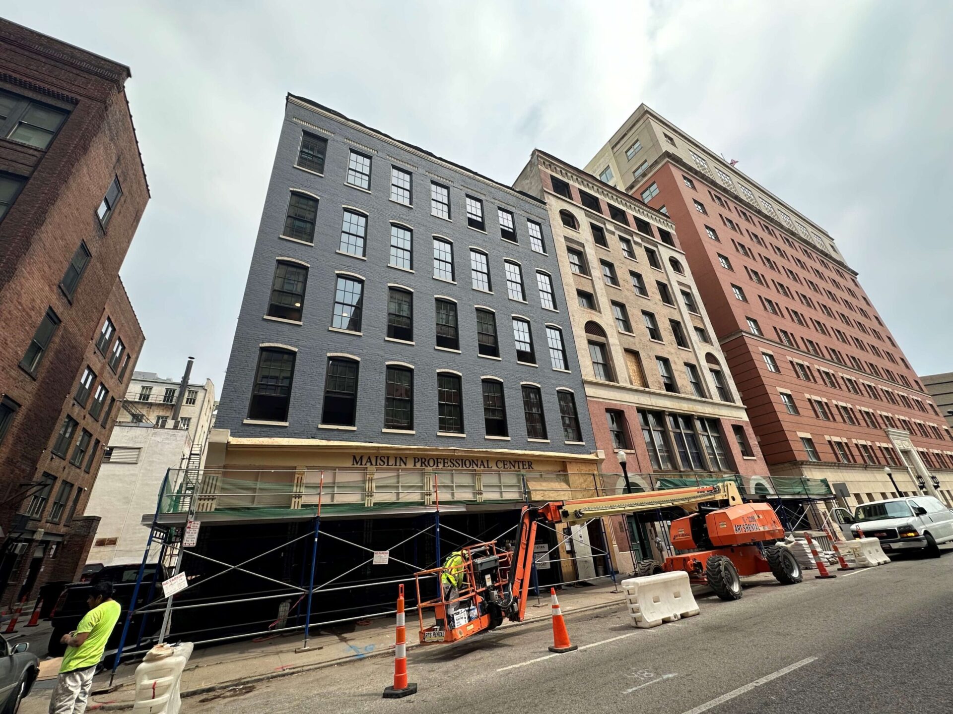 Construction of apartment building